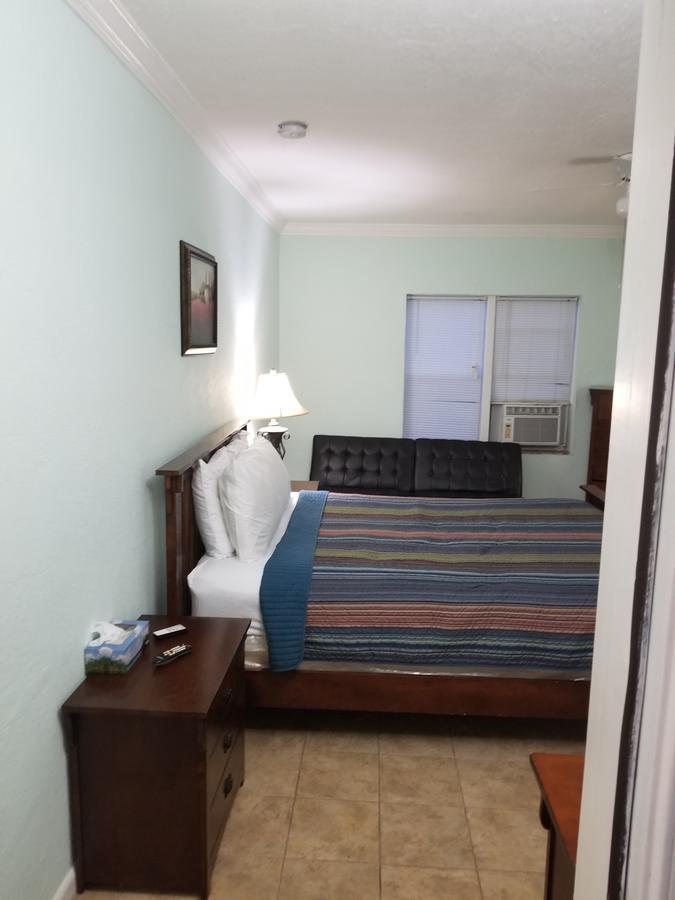 Motel Charter House Hollywood Exterior foto